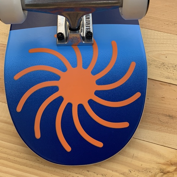 Element Aquazen Skateboard Complete - Picture 6 of 13